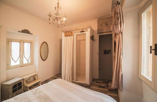 Lake House - Photo 4