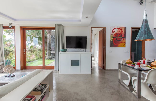 AB Villa & Apartments - Photo 22
