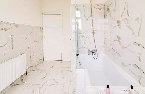 Stylish Home Near NEC, BHX, Bullring & Solihull - Foto 6