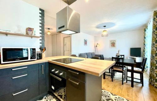 147 - Vue Cité Médiévale et Parking - Foto 14