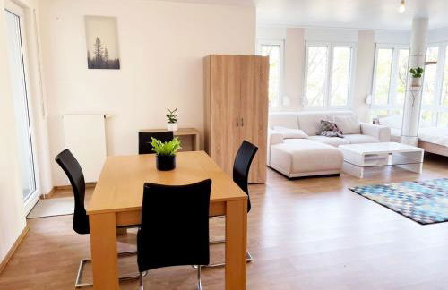 Cozy Apartment in Offenbach with balcony - Foto 1