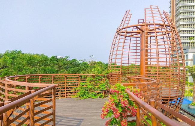 Comfortable And Minimalist 2Br At Gold Coast Apartment - Foto 31