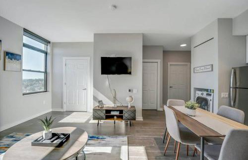 Stylish 1br Unit. Parking. Easy Ride to NYC - Photo 14