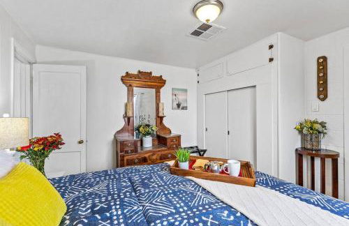 Grand Canyon Ranch Home - Western History - Big city lot - AC! - Photo 6