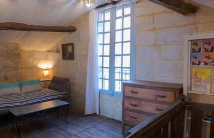 Rue Bertrand de Got - Foto 13