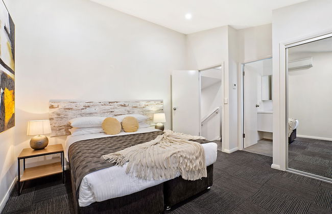 Newcastle Short Stay Apartments - Birmingham Garden Townhouses - Photo 12