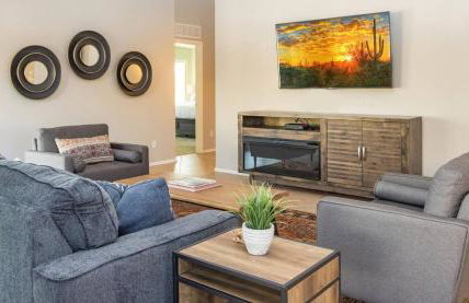 StayShores Chic Retreat – Pool HotTubSweet Sleep - Photo 17