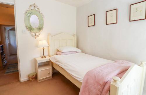 Woodbine Cottage - Photo 15