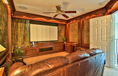 Luxe Terra Verde Villa with Theater 6 Mi to Disney! - Foto 23