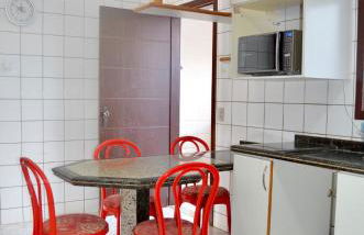 INTEIRO com 3 SUITES E PISCINA - Photo 41