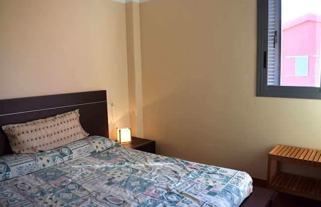 Acogedor Apartamento con Piscina Comunitaria Marina Sant Jordi - Foto 4