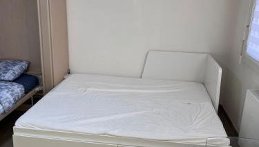 STUDIO 50m de gare de st-louis - Photo 4