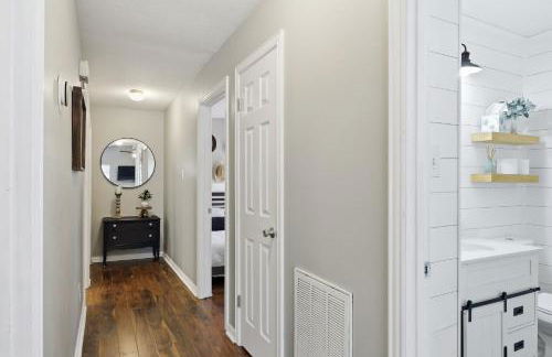 Howdy Hang Out - Cozy, Cute and Comfortable House! home - Foto 24