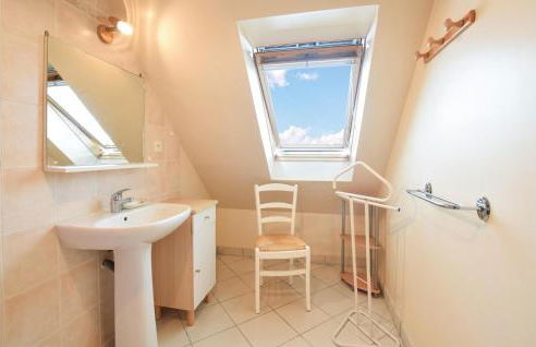 Beautiful Home In Créances With Wifi - Foto 22