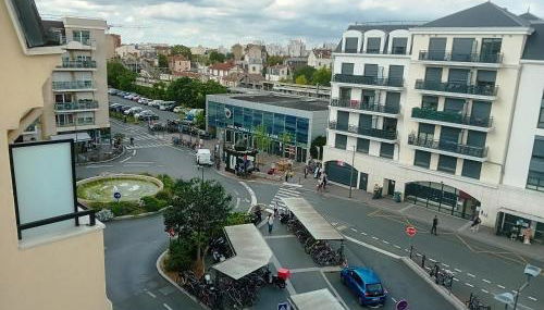 T3 en face de la gare, Terrasse-Rooftop, Parking - Foto 5