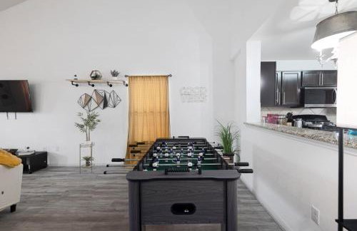 Hot Tub Foosball Fenced Yard Parking - Foto 3