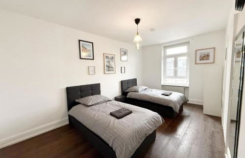 Frankfurt 6 Betten 4 OG FR1 - Foto 5