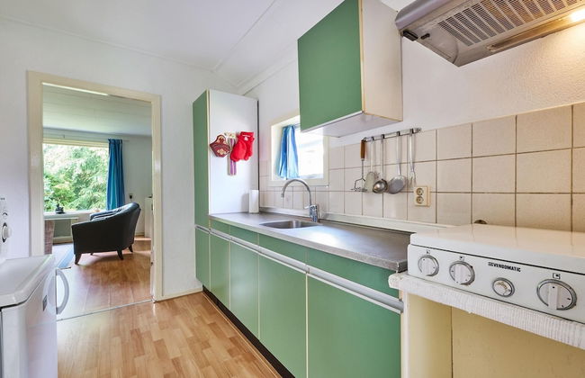 Cozy Holiday Home in a Lovely Environment - Photo 4