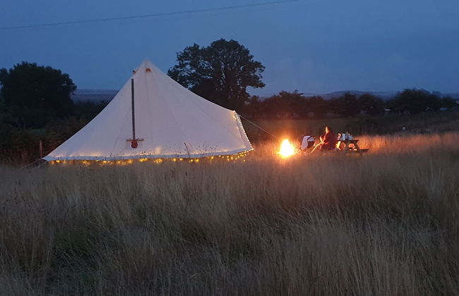 5m xl Bell Tent With log Burner, Near Whitby - Foto 15