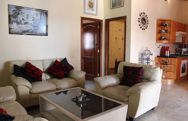 Beautiful 2-bed Bungalow in Parque Holandés - Photo 10