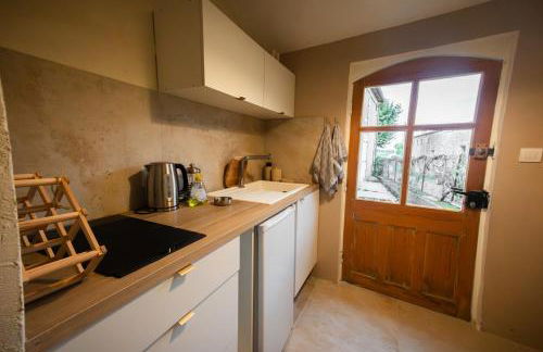 Petit Chai au coeur de village - Foto 3