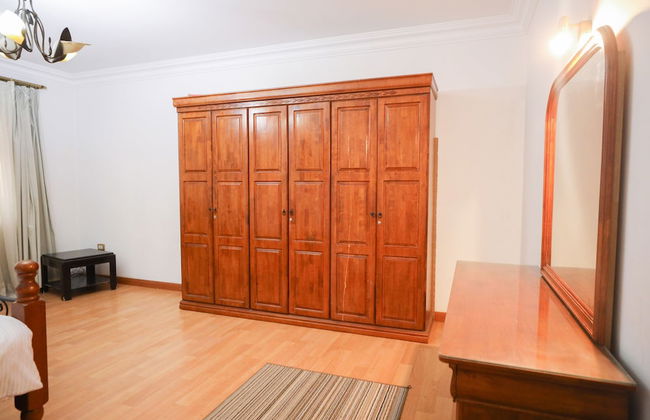 Angel Amber Kiss 2BR Apt - Photo 1