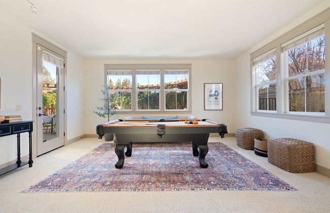 Fiano by Avantstay Centrally Located Haven w/ Stunning Courtyard & Pool Table - Foto 8