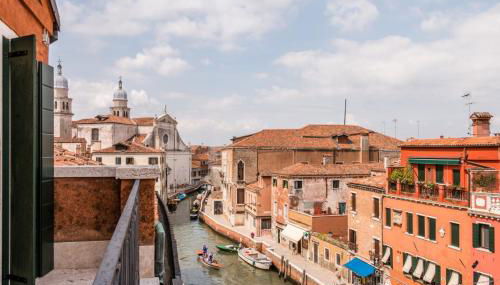 Carmini Canal View and Balcony with Lift - Foto 3