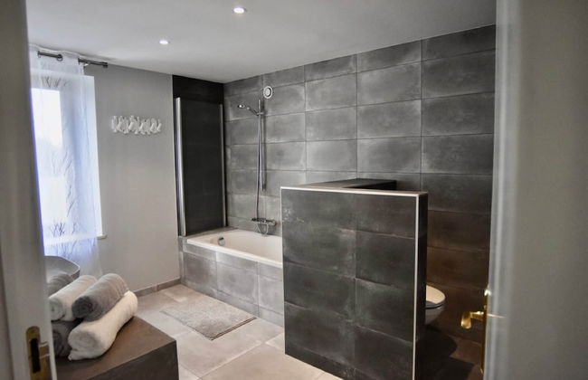 Tranquil Holiday Home in Manhay with Hot Tub near Ski Area - Foto 27