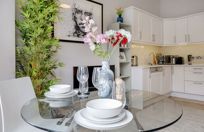 Contemporary Clapham Home Near Wandsworth Common - Photo 6