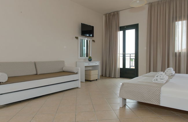 So Nice Hotel - Photo 16