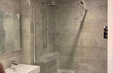 Chillout!! Sussex Flint Cottage- HotTub - Goodwood - Foto 11