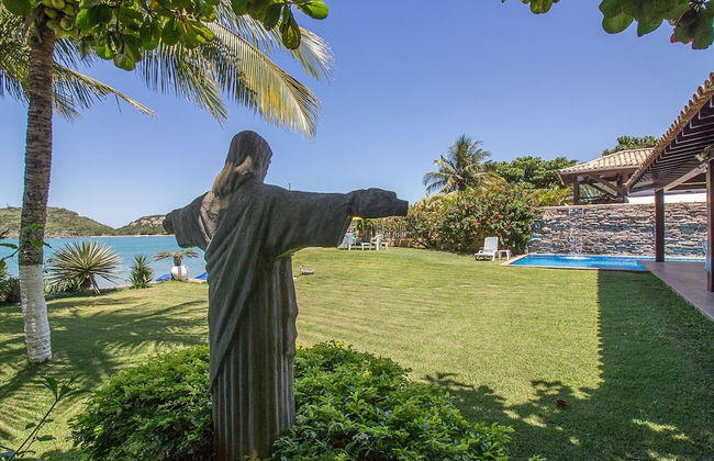 Casa com Cinco Quartos Pé na Areia - Foto 54