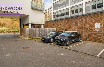 Premium Serviced Apartment in Basingstoke Town Centre, Free Parking By Redwood Stays - Foto 43