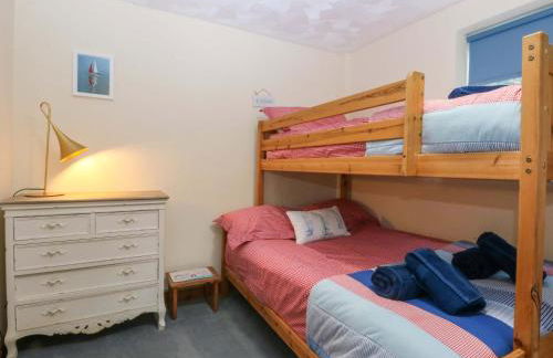 Min Y Traeth - Photo 20