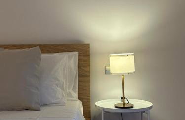 LA CALETTA SUITE APARTMENT- Panoramic Pool & Box Auto - Foto 8