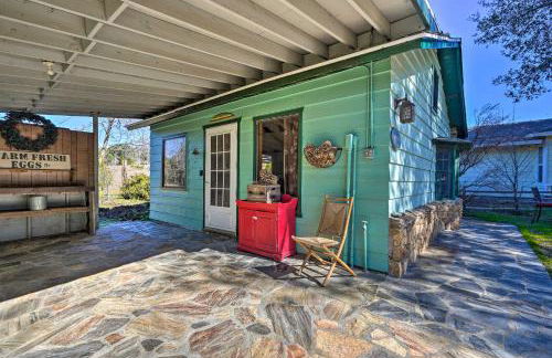 Cozy Story Book Barn Cottage with Scenic View - Foto 22