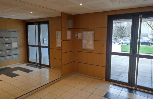 T3 lumineux avec grande terrasse et parking sécurisé - Foto 26