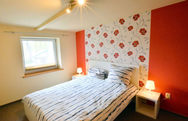 Nice Holiday Home With a Fireplace in Plesna - Photo 4