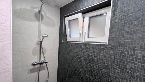 Ferienwohnung Seckenheim - stilvoll übernachten zwischen Mannheim und Heidelberg ideal für Kurztrips - Foto 4, Shower