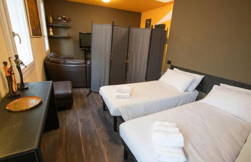 La Casa di Hank - il Centro Storico e l Autodromo - Foto 13