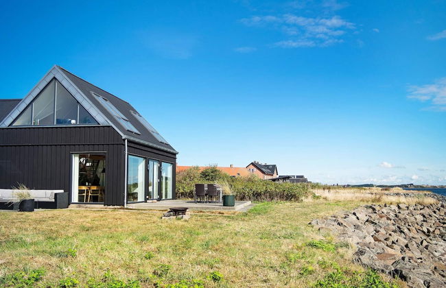 Picturesque Holiday Home in Struer near Sea - Photo 36
