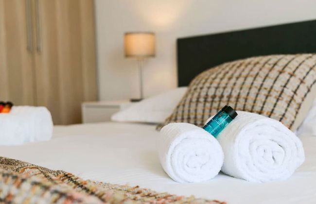 Charming Apartment Near the Beach - Photo 25