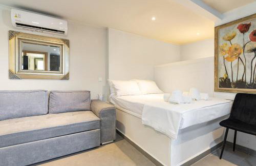 Panorama View Apt with Jacuzzi by 8essentially - Foto 6