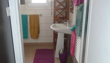 La Bonbonnière des oliviers - Photo 5, towels, Shower