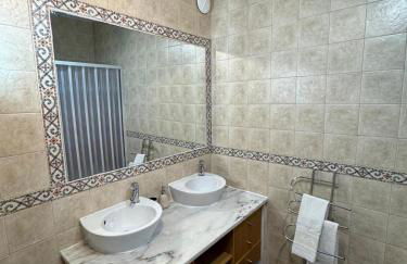 Casa Esperança - carefree living with big private pool and great views - Foto 8