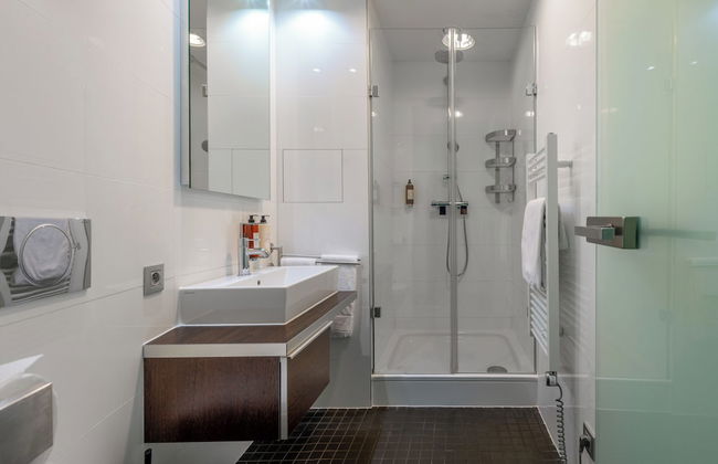 VN3 Terraces Suites by Adrez Living - Photo 54