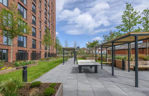 Jungle Luxe Retreat, 2Bed 2Bath Leeds, Center & Stadium - Foto 42