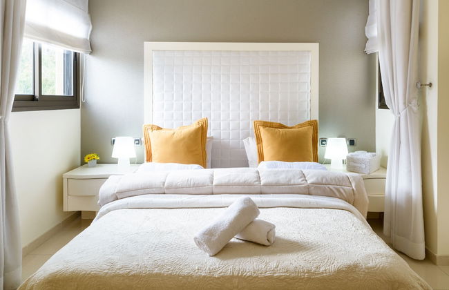 Comfort & Balcony near Beach by FeelHome - Photo 3