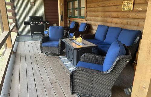 Luxe Hot Springs Cabin w/Pond and Game Room! - Foto 31